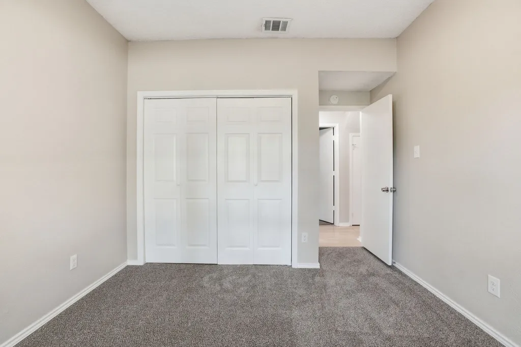512 Buttercup Trail Mesquite TX 75149