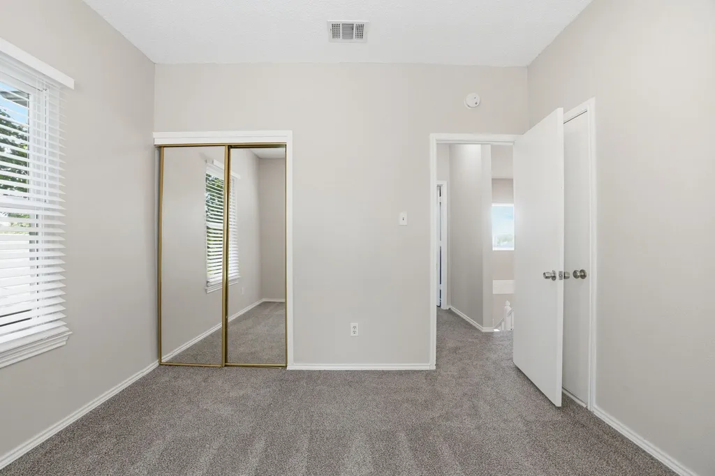 512 Buttercup Trail Mesquite TX 75149
