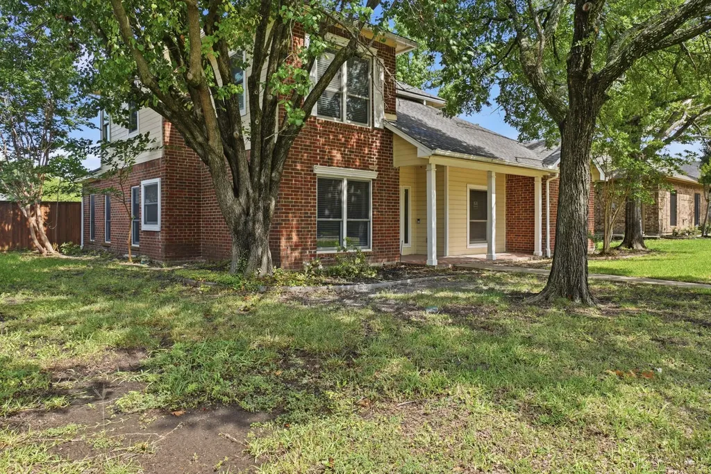 512 Buttercup Trail Mesquite TX 75149