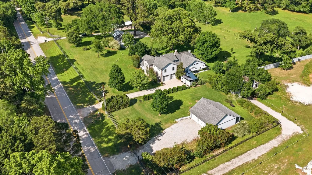 13547 Shepard Hill Road Willis TX 77318