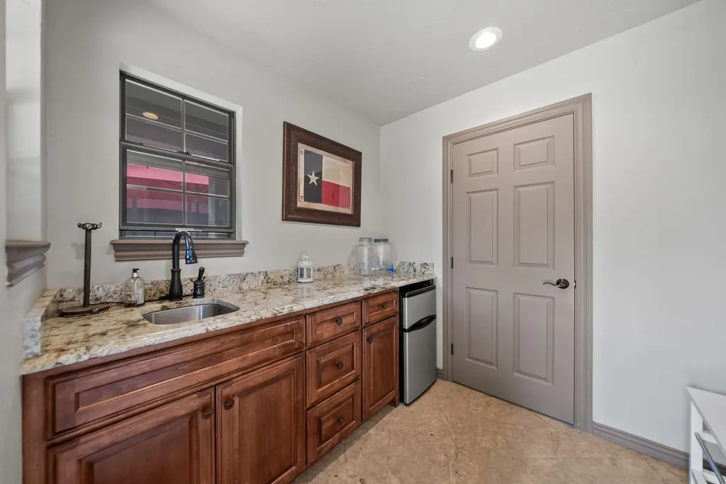 110 Red Oak Drive Krugerville TX 76227