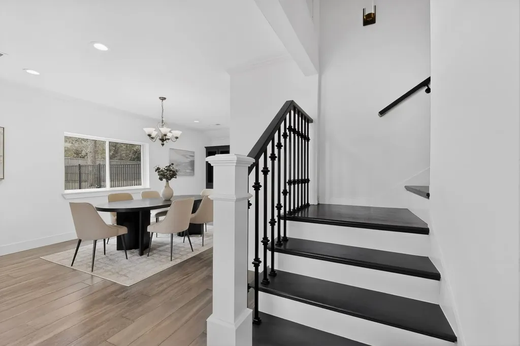 150 S Woodland Trail Double Oak TX 75077