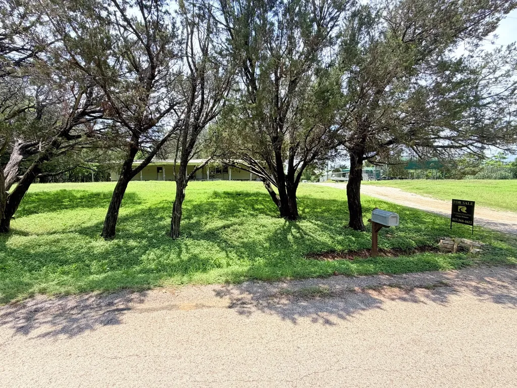646 County Road 1304 Morgan TX 76671
