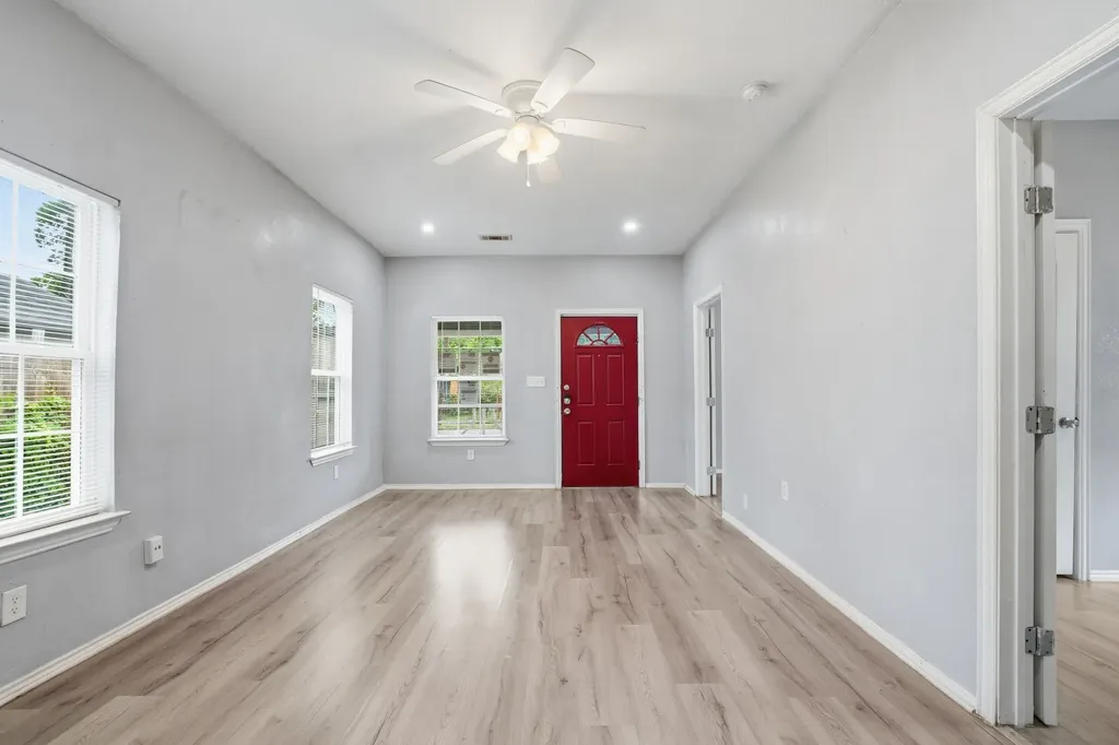 3516 Hamilton Avenue Dallas TX 75210