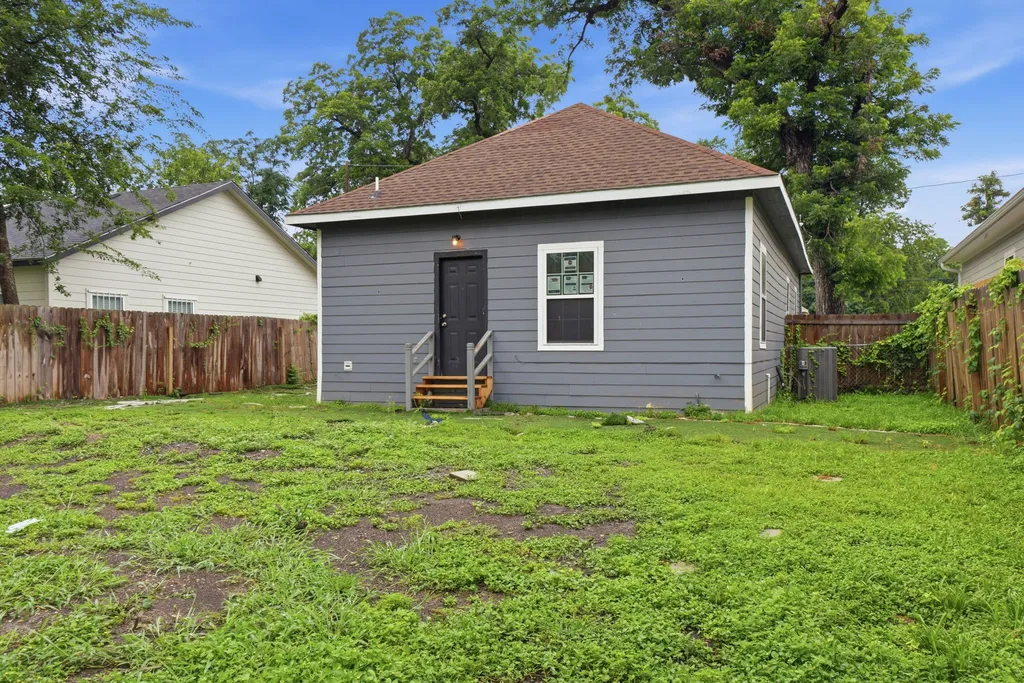 3516 Hamilton Avenue Dallas TX 75210