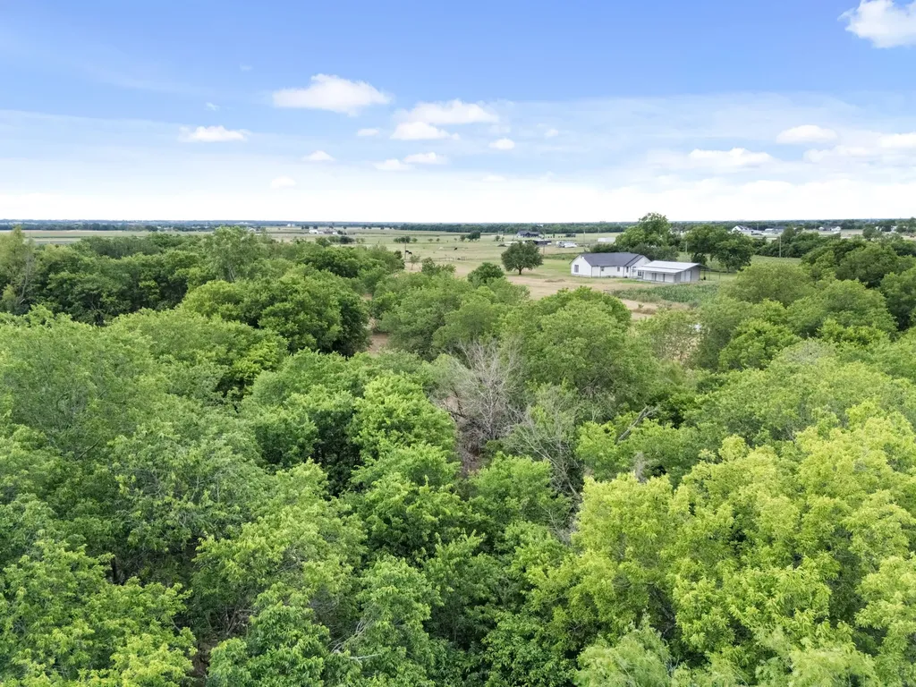 300 Grellhesl West TX 76691