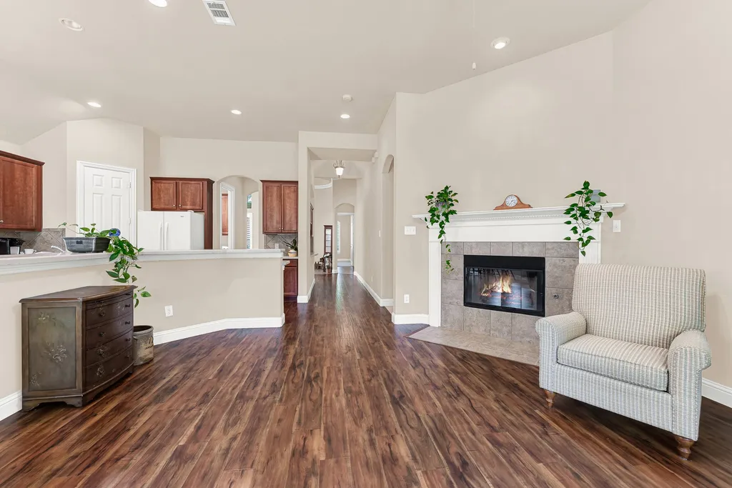 5724 New Castle Drive Richardson TX 75082