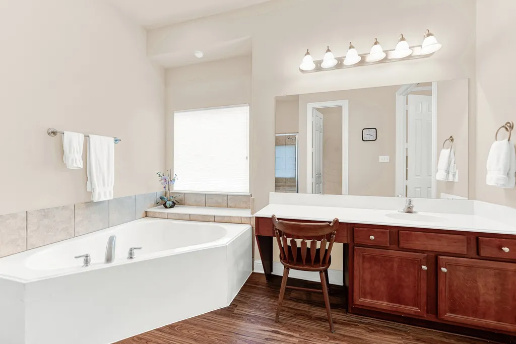 5724 New Castle Drive Richardson TX 75082