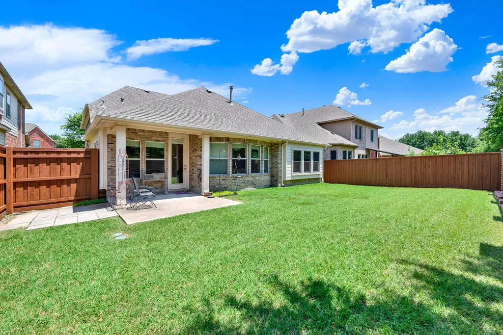 5724 New Castle Drive Richardson TX 75082