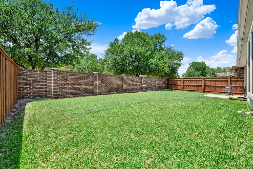 5724 New Castle Drive Richardson TX 75082