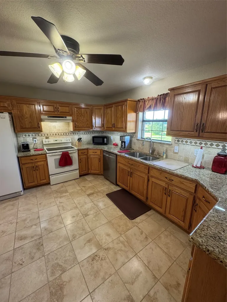 6655 County Road 118 Kaufman TX 75142