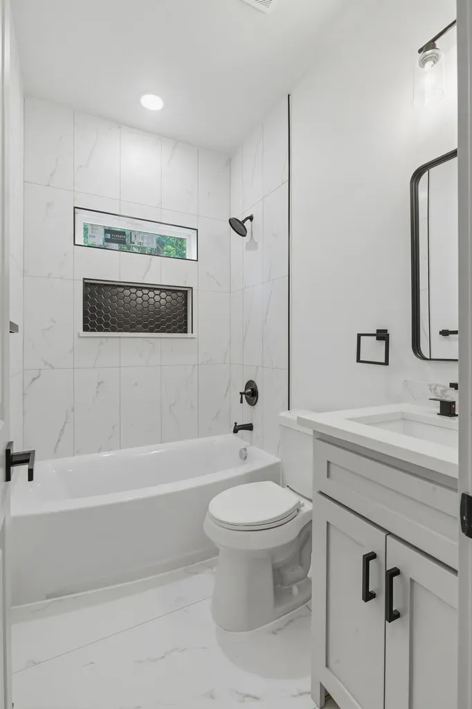 14583 Cherokee Lane Log Cabin TX 75148