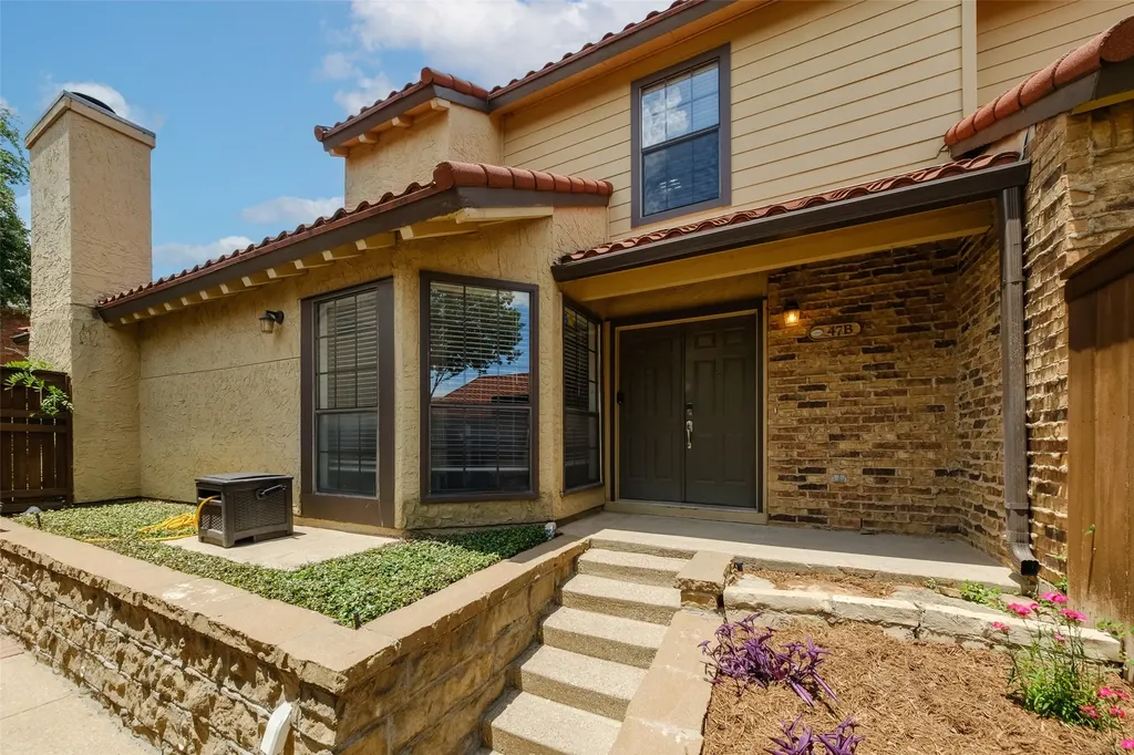 4130 Proton Drive Addison TX 75001