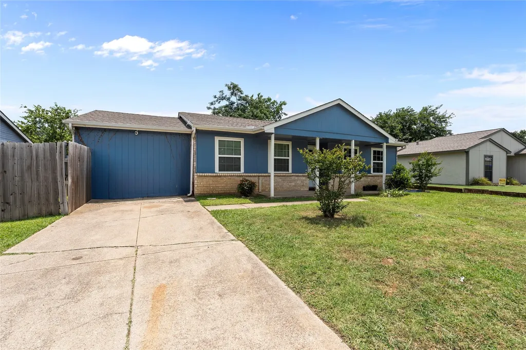 7036 Sandybrook Drive Fort Worth TX 76120