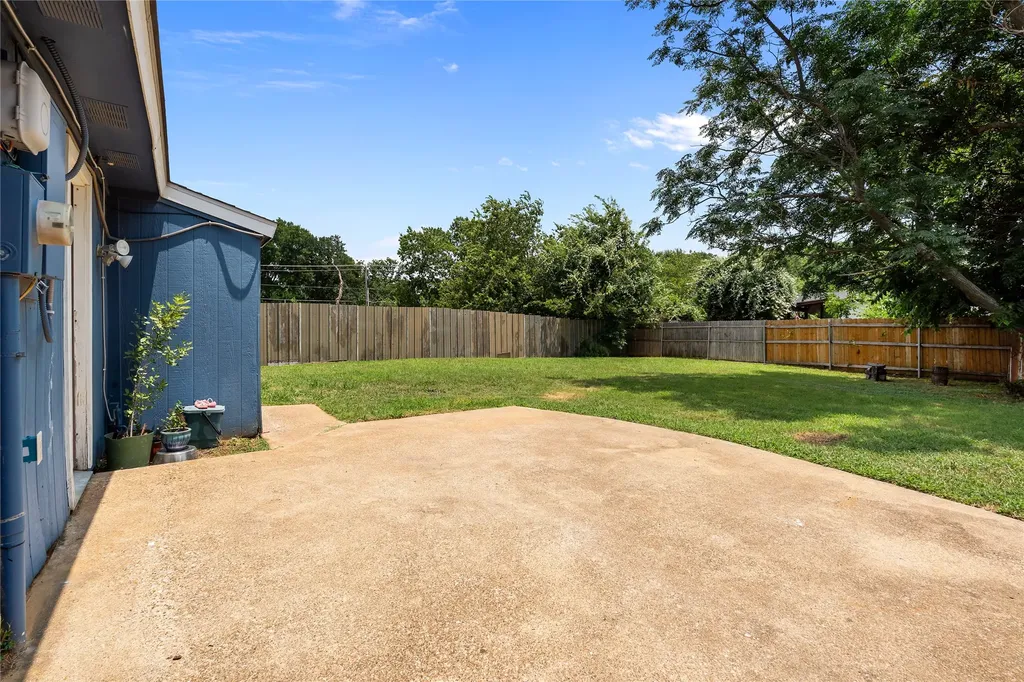 7036 Sandybrook Drive Fort Worth TX 76120
