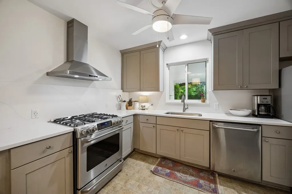 6418 Dunstan Lane Dallas TX 75214