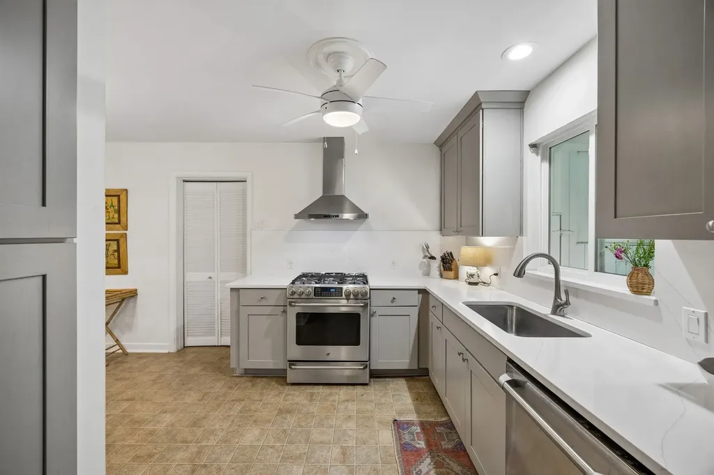 6418 Dunstan Lane Dallas TX 75214