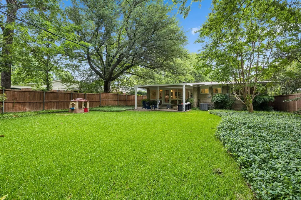 6418 Dunstan Lane Dallas TX 75214