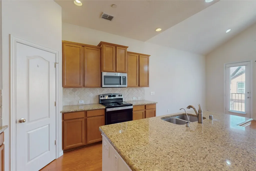 1955 Loma Linda Drive Irving TX 75063