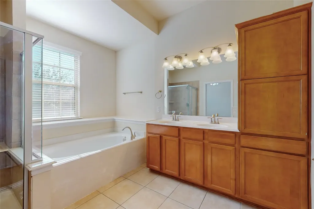 1955 Loma Linda Drive Irving TX 75063