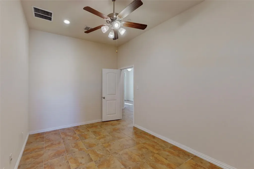 1955 Loma Linda Drive Irving TX 75063