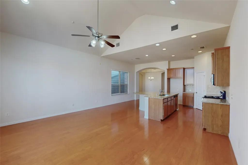 1955 Loma Linda Drive Irving TX 75063