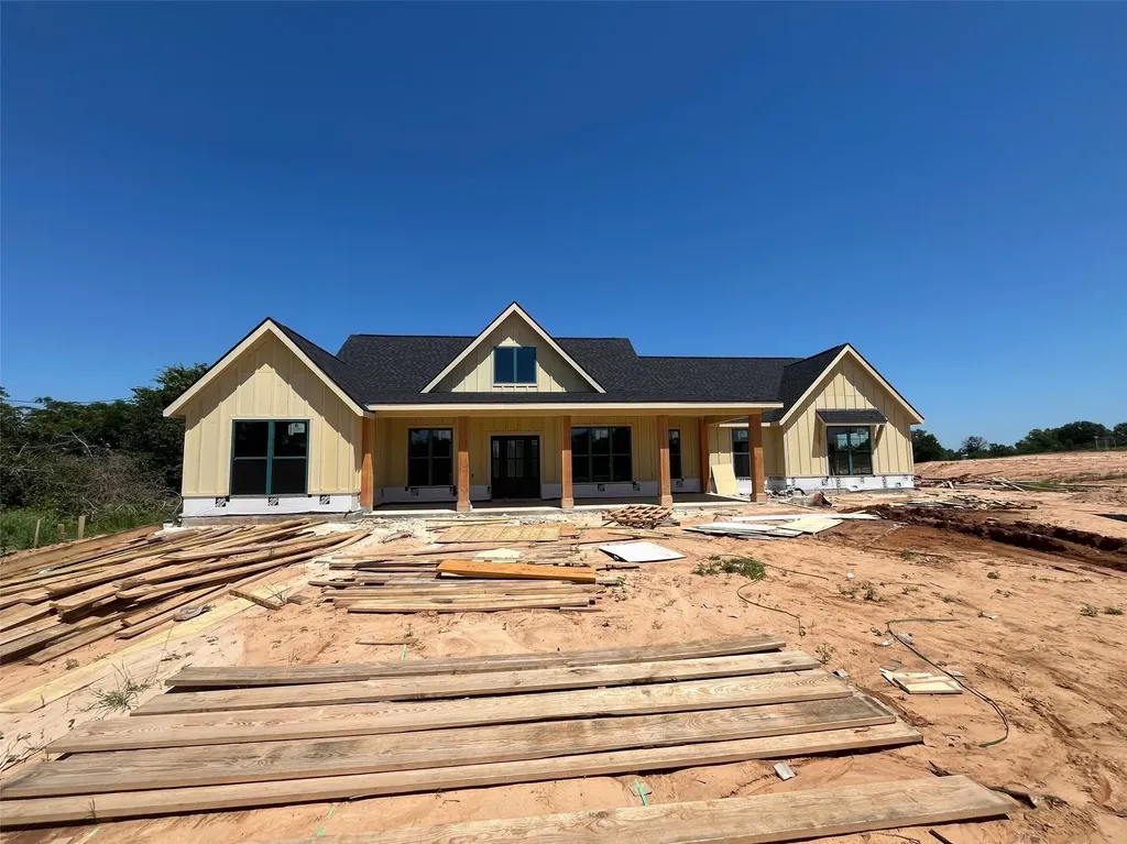 1081 County Road 4781 Boyd TX 76023