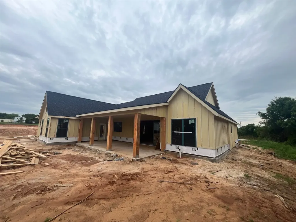 1081 County Road 4781 Boyd TX 76023