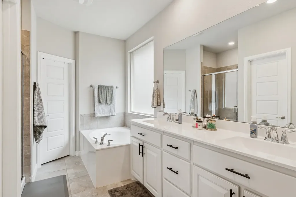2417 Rooster Lane Northlake TX 76247