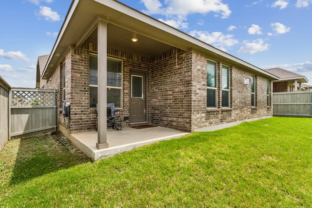 2417 Rooster Lane Northlake TX 76247