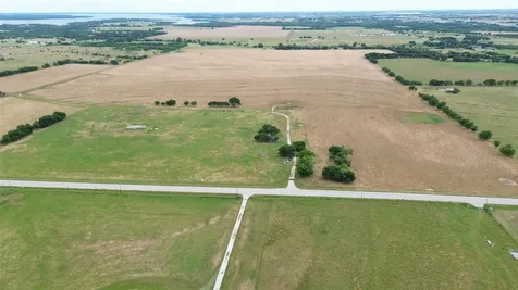 210.95 E Fm 922 Valley View TX 76272