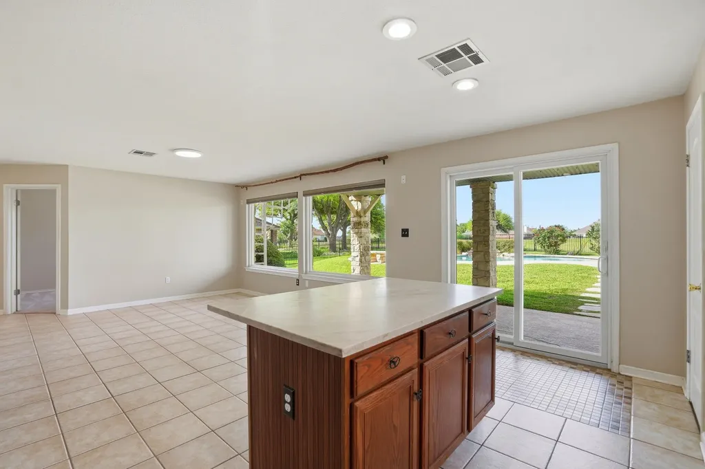 2801 Butler National Drive Pflugerville TX 78660