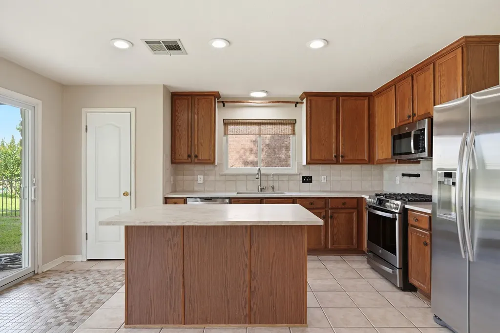 2801 Butler National Drive Pflugerville TX 78660
