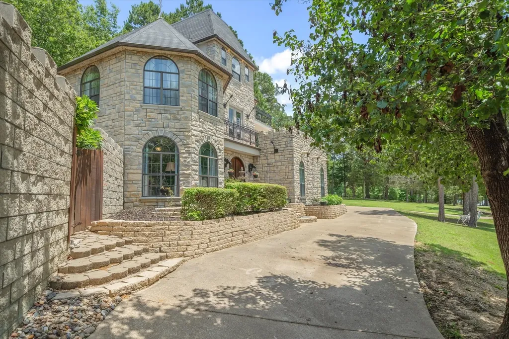 1056 County Road 3810 Hawkins TX 75765