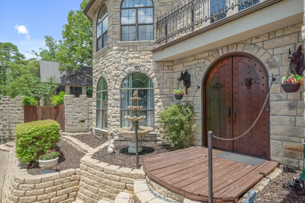 1056 County Road 3810 Hawkins TX 75765