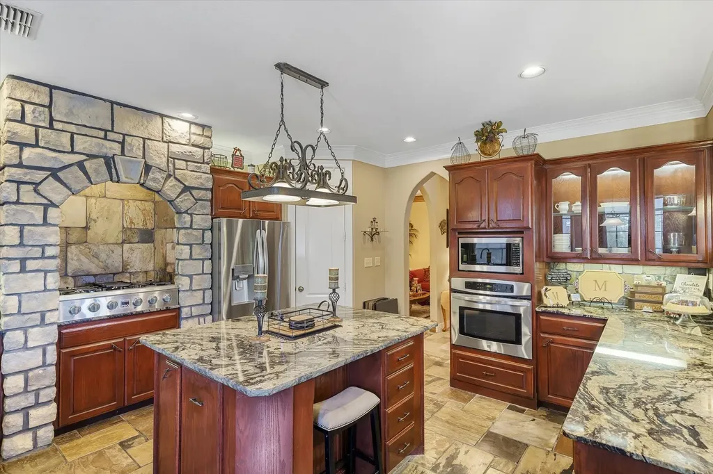 1056 County Road 3810 Hawkins TX 75765