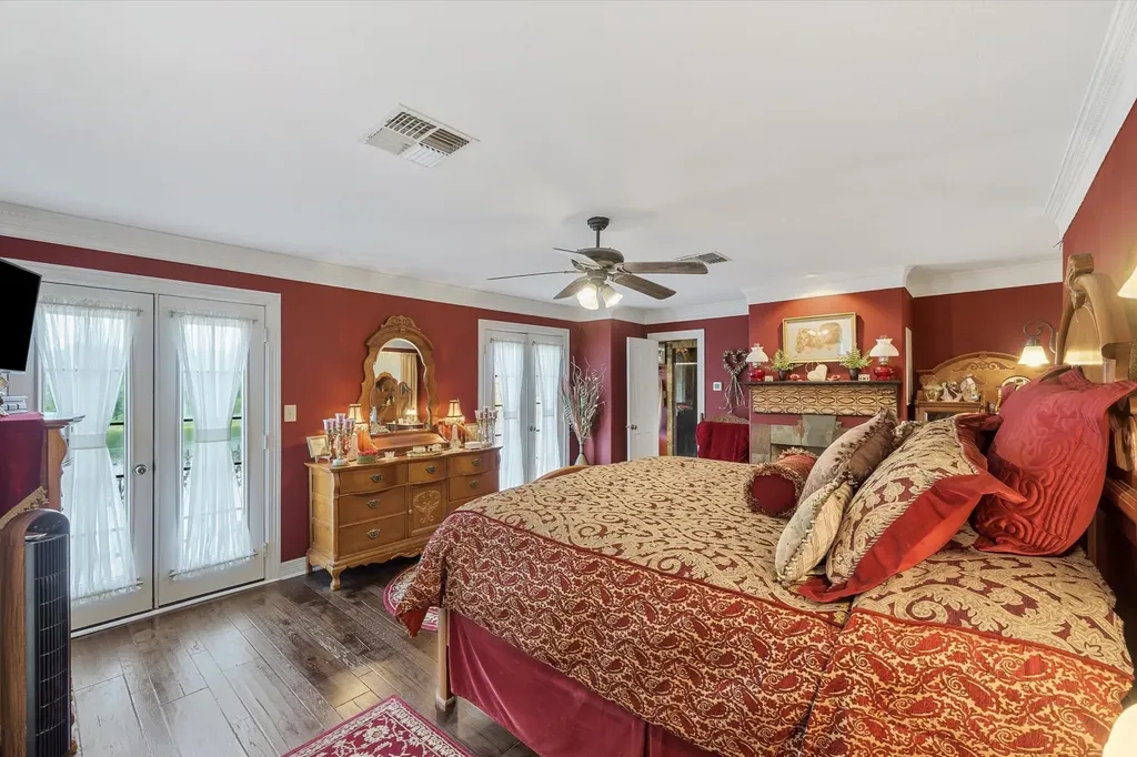 1056 County Road 3810 Hawkins TX 75765