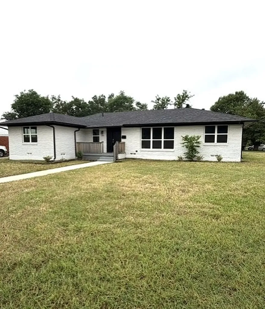 10455 Brockbank Drive Dallas TX 75229