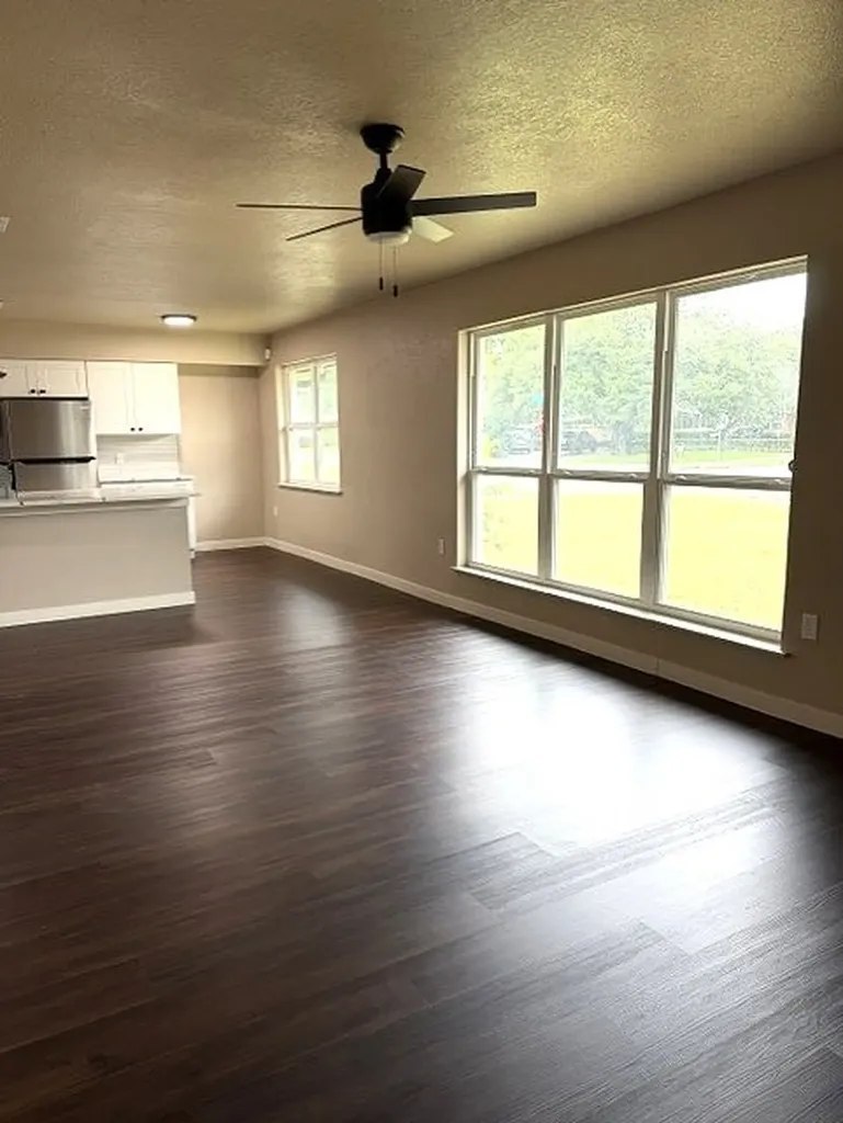 10455 Brockbank Drive Dallas TX 75229