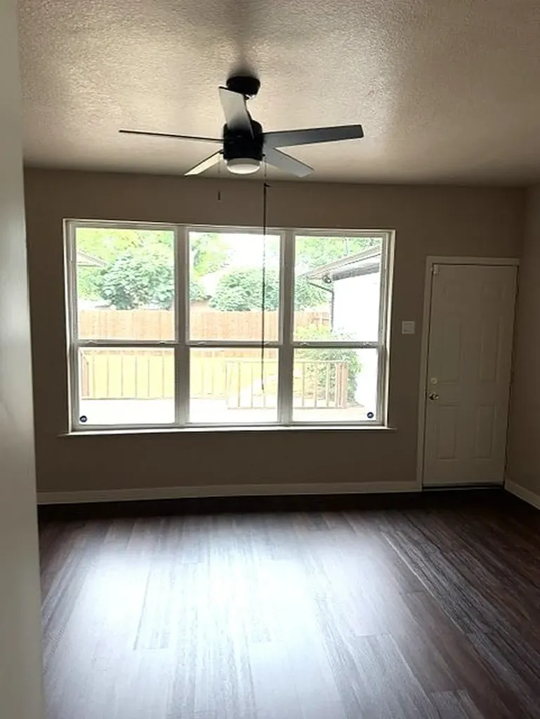 10455 Brockbank Drive Dallas TX 75229
