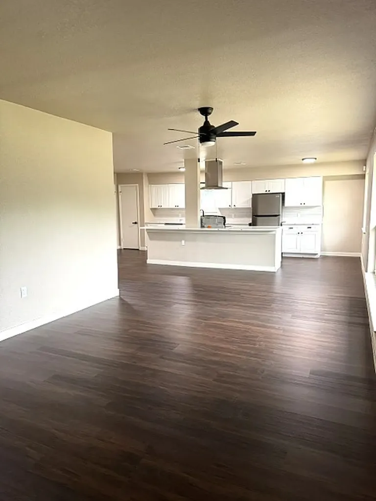 10455 Brockbank Drive Dallas TX 75229