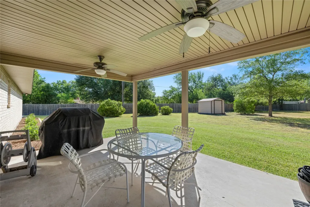 501 Brint Lane Robinson TX 76706
