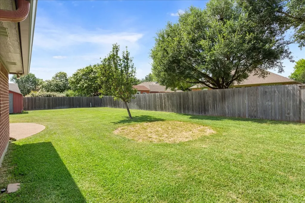1017 Cheyenne Trail Hewitt TX 76643