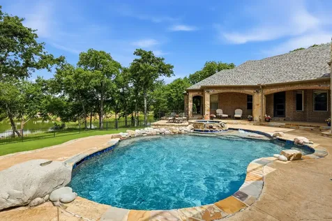 7 Hillview Court Hickory Creek TX 75065