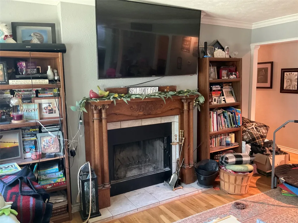 508 N 1st Street Cranfills Gap TX 76637