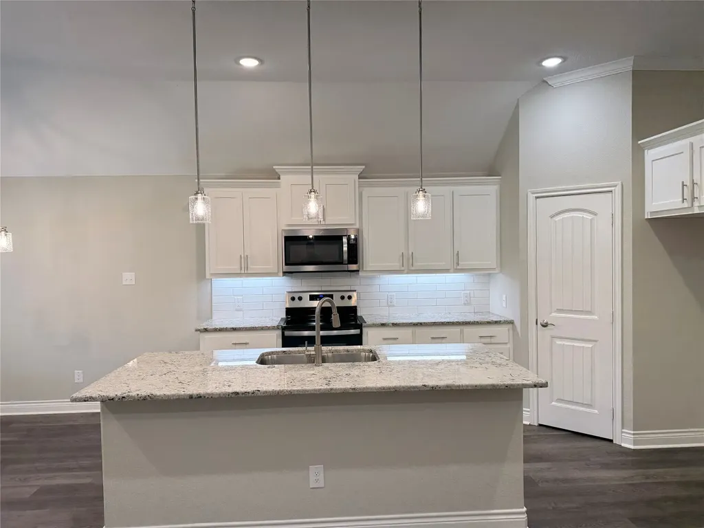 704 Hardaway Drive Greenville TX 75402