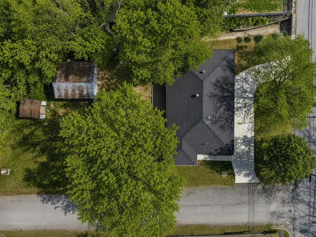 600 N Mill Street Bowie TX 76230