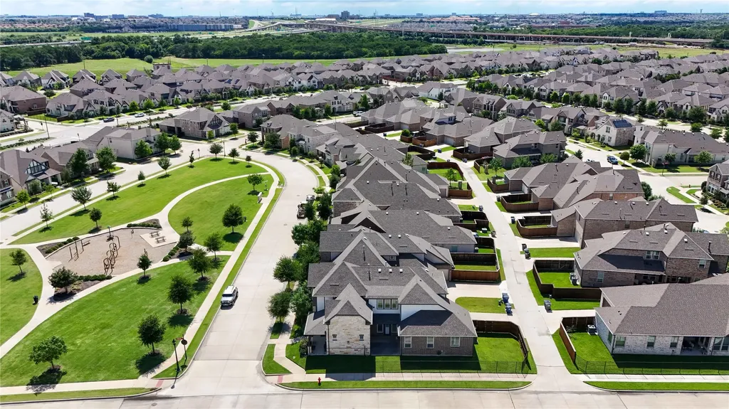 1571 Amesbury Way Farmers Branch TX 75234