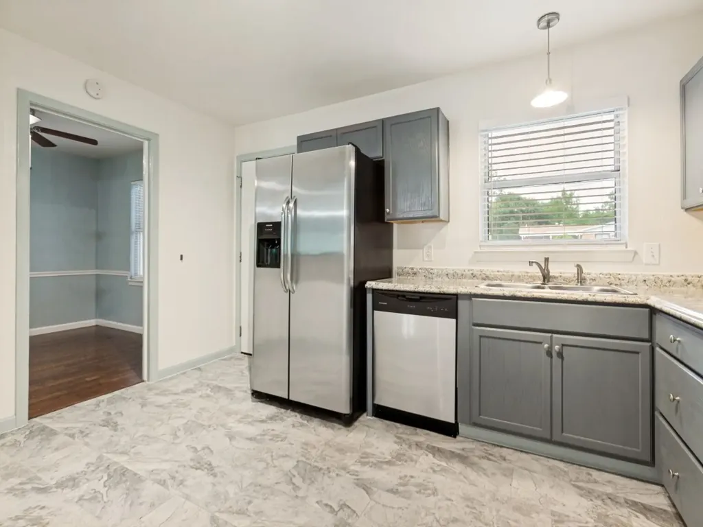 3319 Mayhew Drive Dallas TX 75228