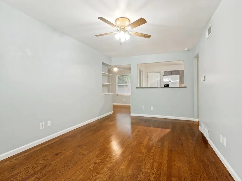 3319 Mayhew Drive Dallas TX 75228
